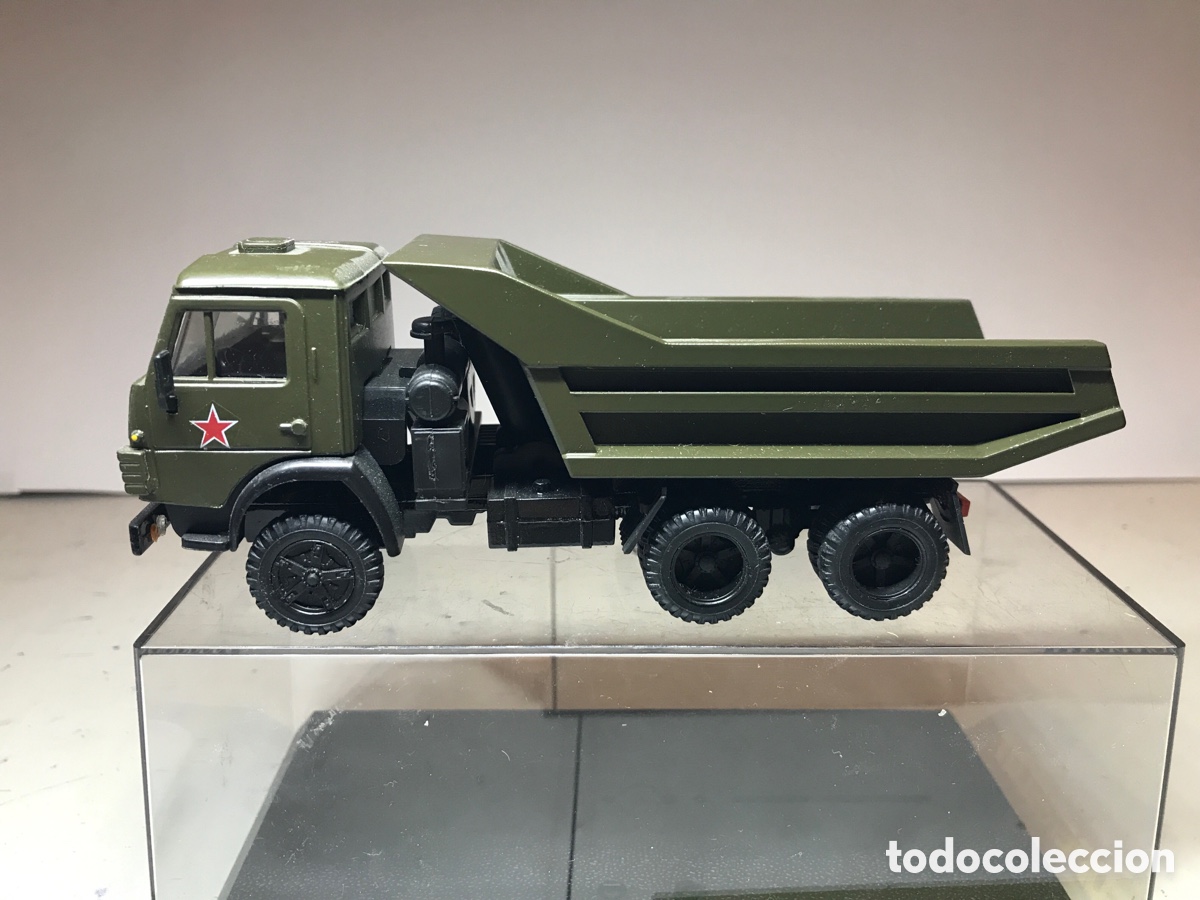 Coches a escala: CAMI&Oacute;N MILITAR MET&Aacute;LICO RUSO KAMAZ 5511 1:43 MADE IN USSR