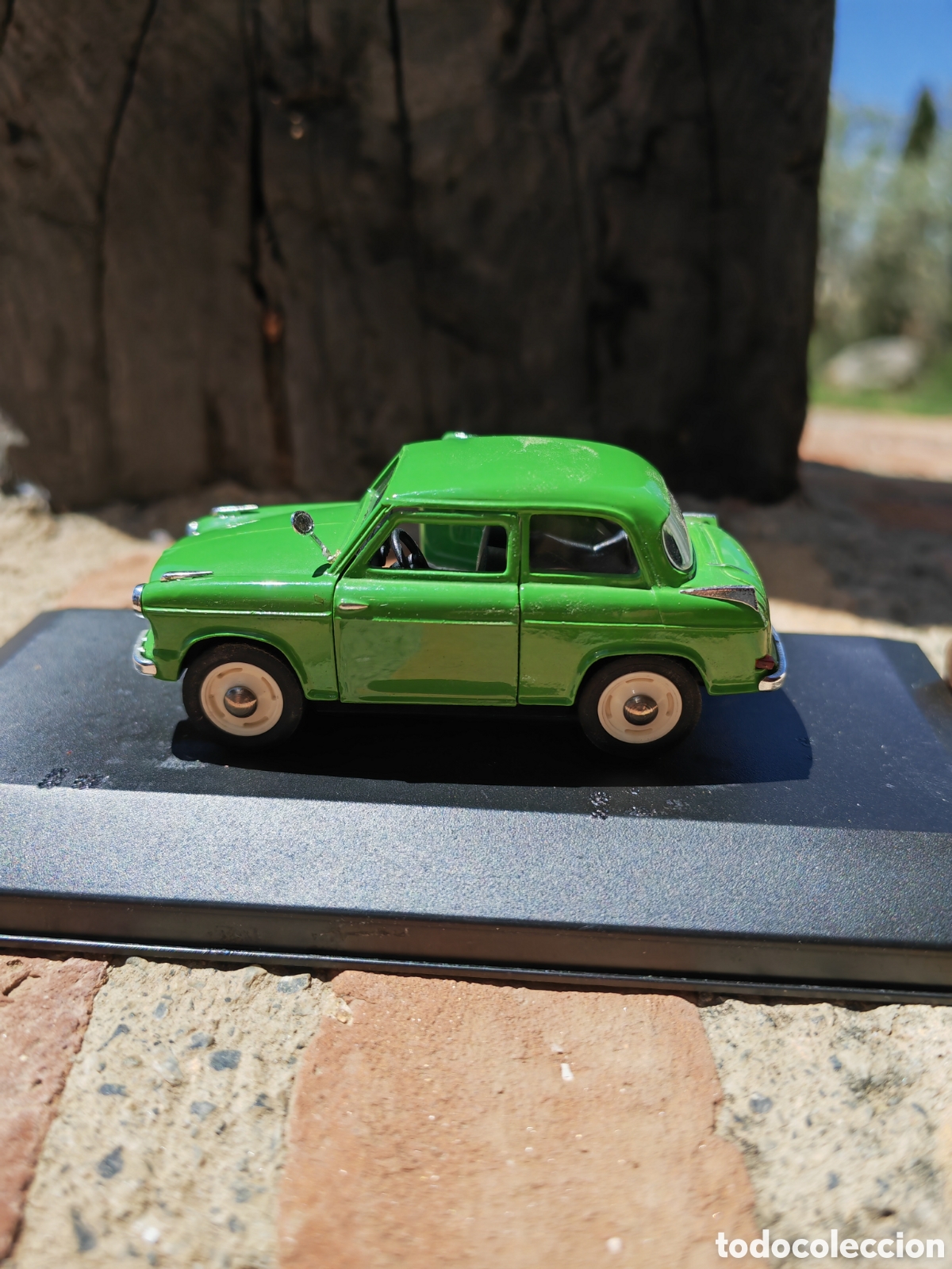 Coches a escala: LLOYD 600 VITESSE VERDE