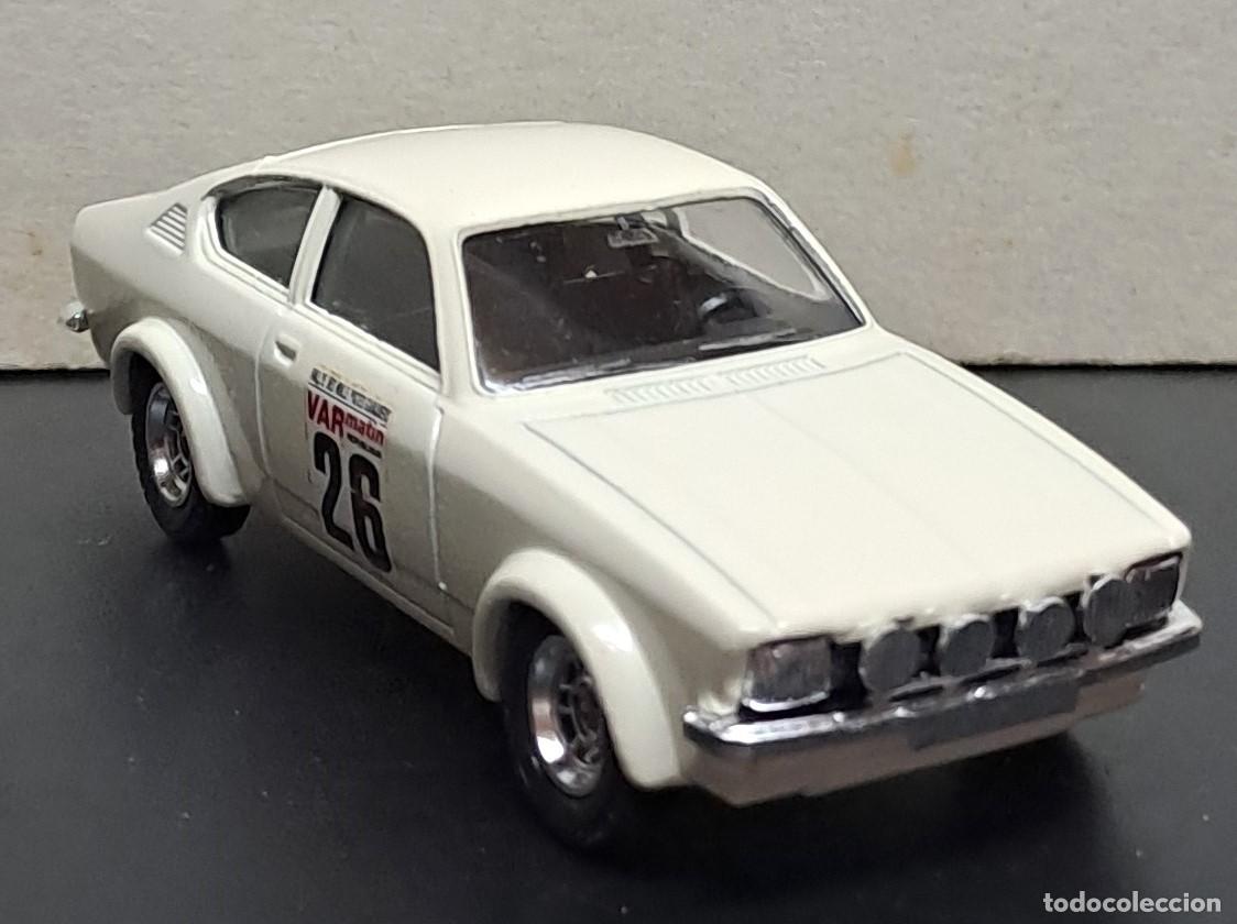 Coches a escala: COCHE A ESCALA 1:43 DE METAL, OPEL KADETT COUPE GTE. MINICOCHE-180
