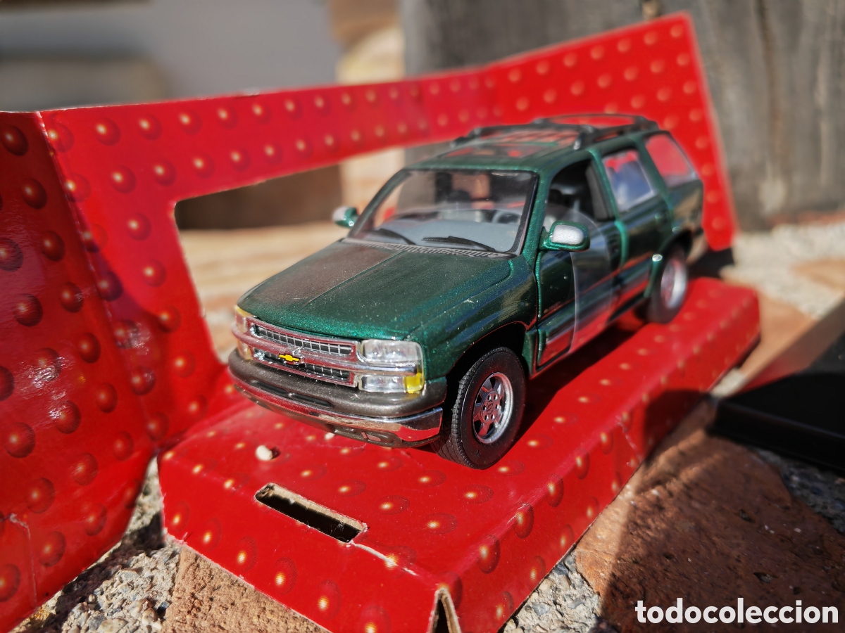 Coches a escala: CHEVROLET TAHOE VERDE CARARAMA HONGWELL HIGH SPEED