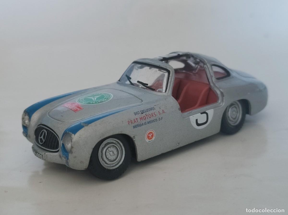 Coches a escala: COCHE DE METAL MERCEDES BENZ 300 SL - ESCALA APROXIMADA 1/43 - FABRICADO POR HONGWELL -