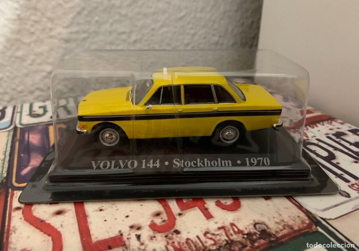 Model Cars: Volvo 144 - Taxi Estocolmo - 1970 - Altaya 1:43