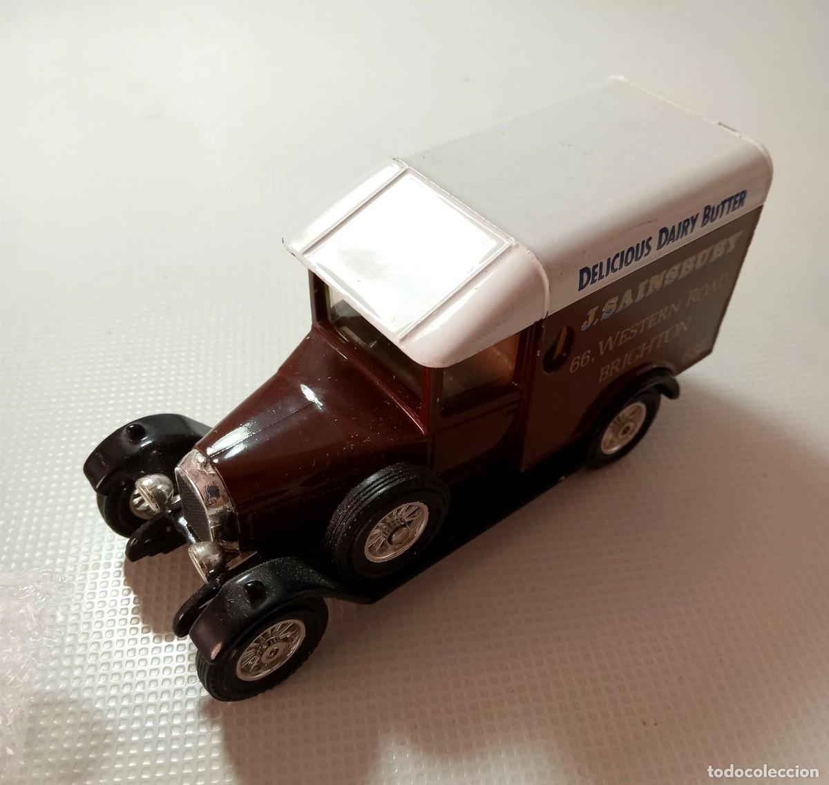 Model Cars: COCHE . MORRIS LIGHT VAN Y-19 . ESCALA 1/43 . MATCHBOX