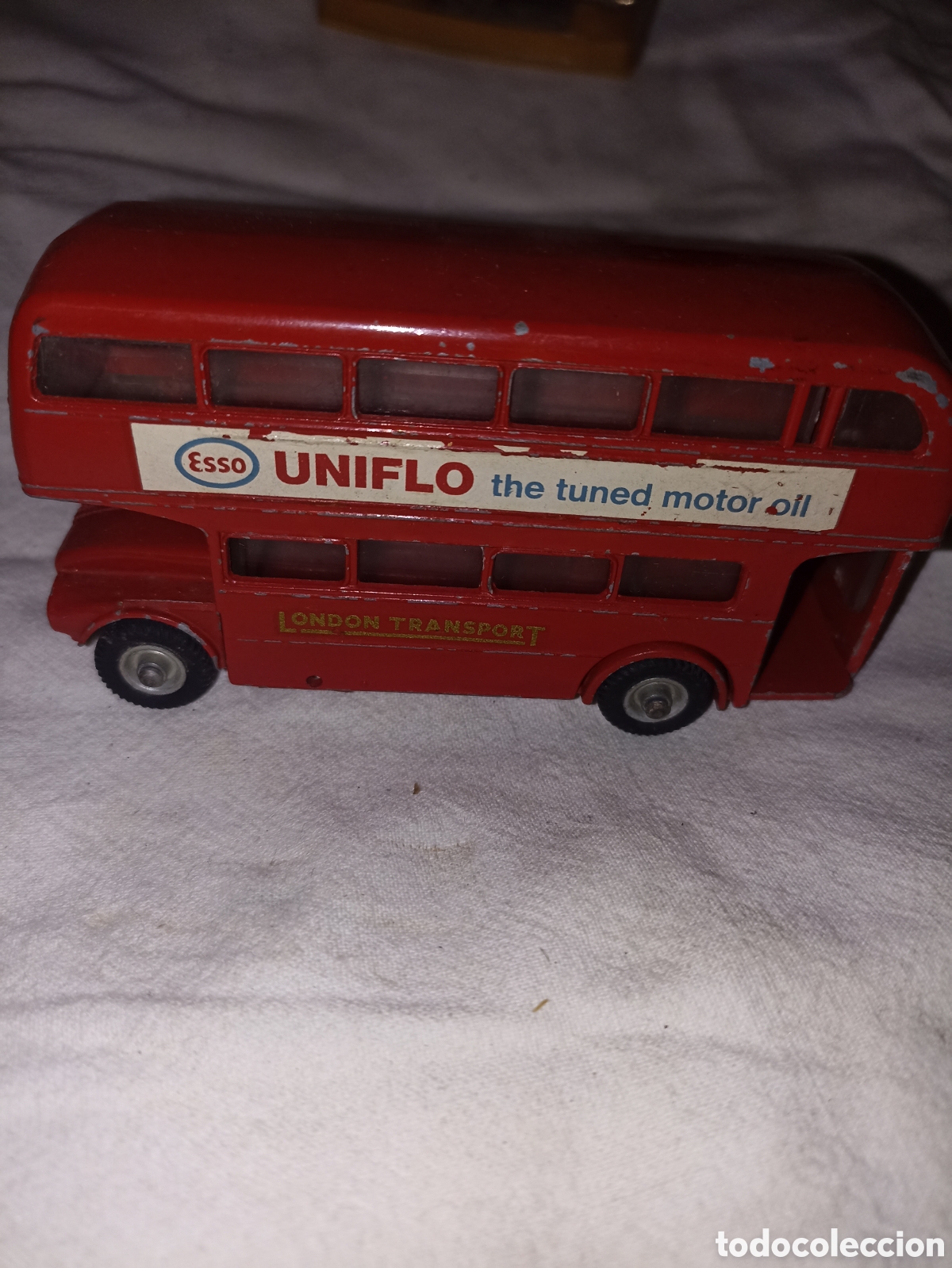 Model Cars: Antiguo autob&uacute;s ingles