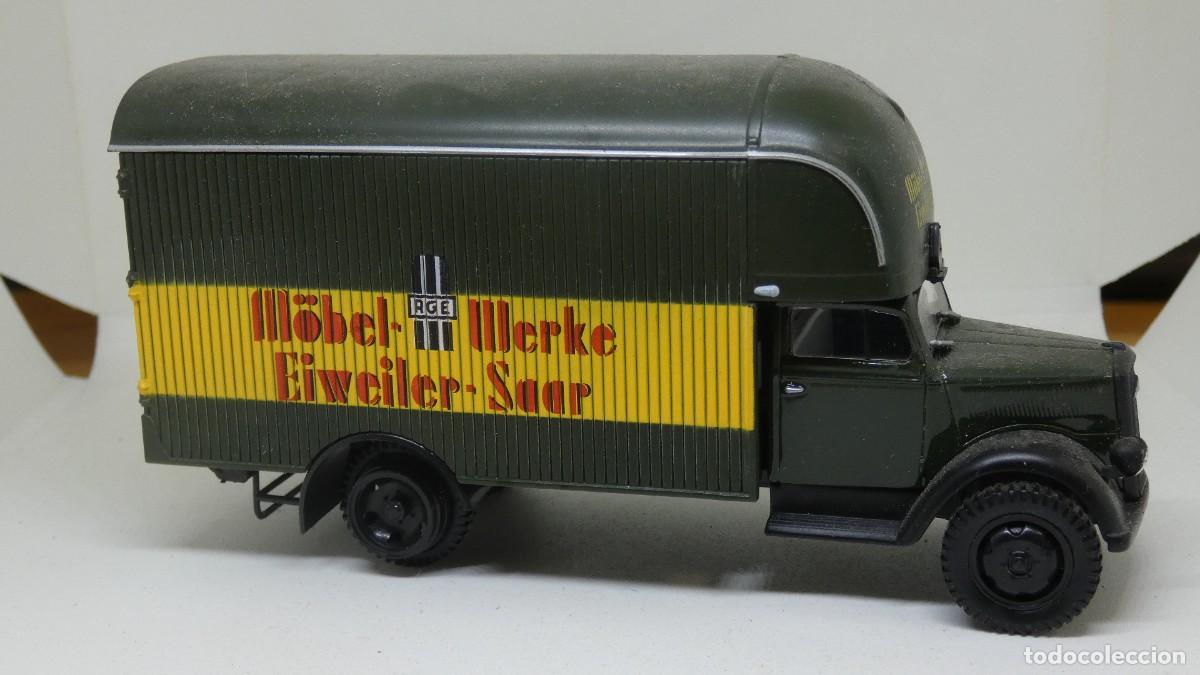 Carros em escala: CAMION IXO . OPEL BLITZ . ESCALA 1/43 . MOBEL MERKE .