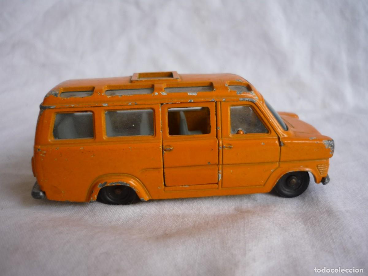 Coches a escala: Ford Transit Schulbus Siku - Foto 4