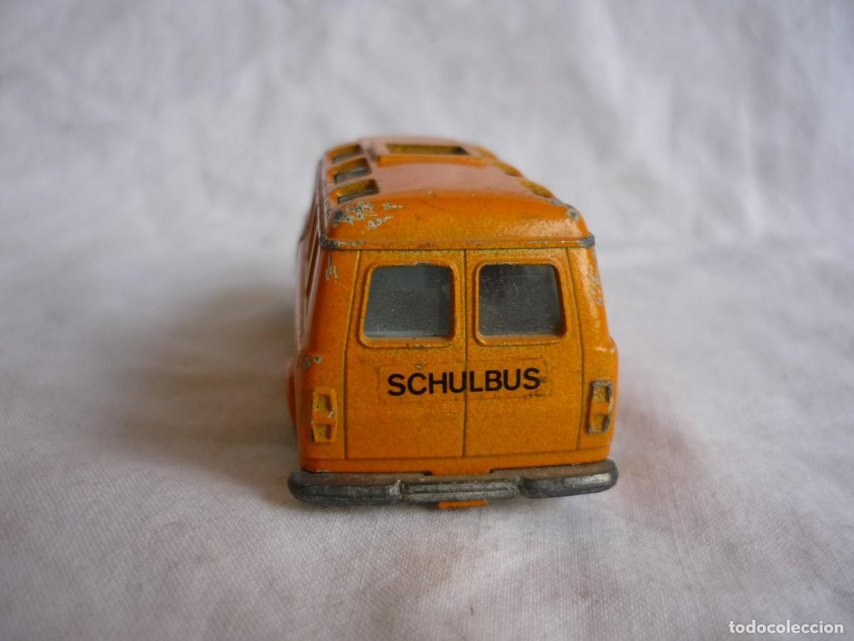 Coches a escala: Ford Transit Schulbus Siku - Foto 5