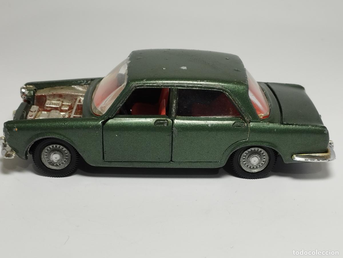 Auto in scala: SIMCA 1500 DE POLITOYS POLISTIL ESCALA 1,43 A&Ntilde;OS 60