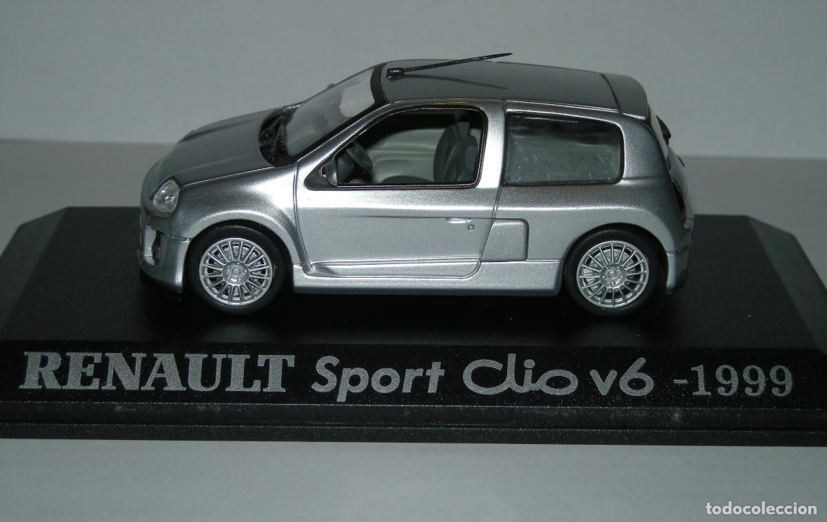 Voitures &agrave; l'&eacute;chelle: RENAULT SPORT CLIO V6 (1999) COLOR PLATA