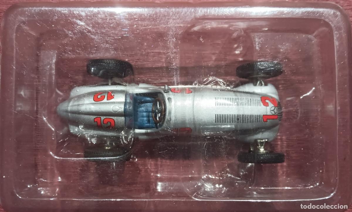 Model Cars: MERCEDES BENZ COCHE CARRERAS &rdquo;12&rdquo; COLOR PLATA Y ROJO