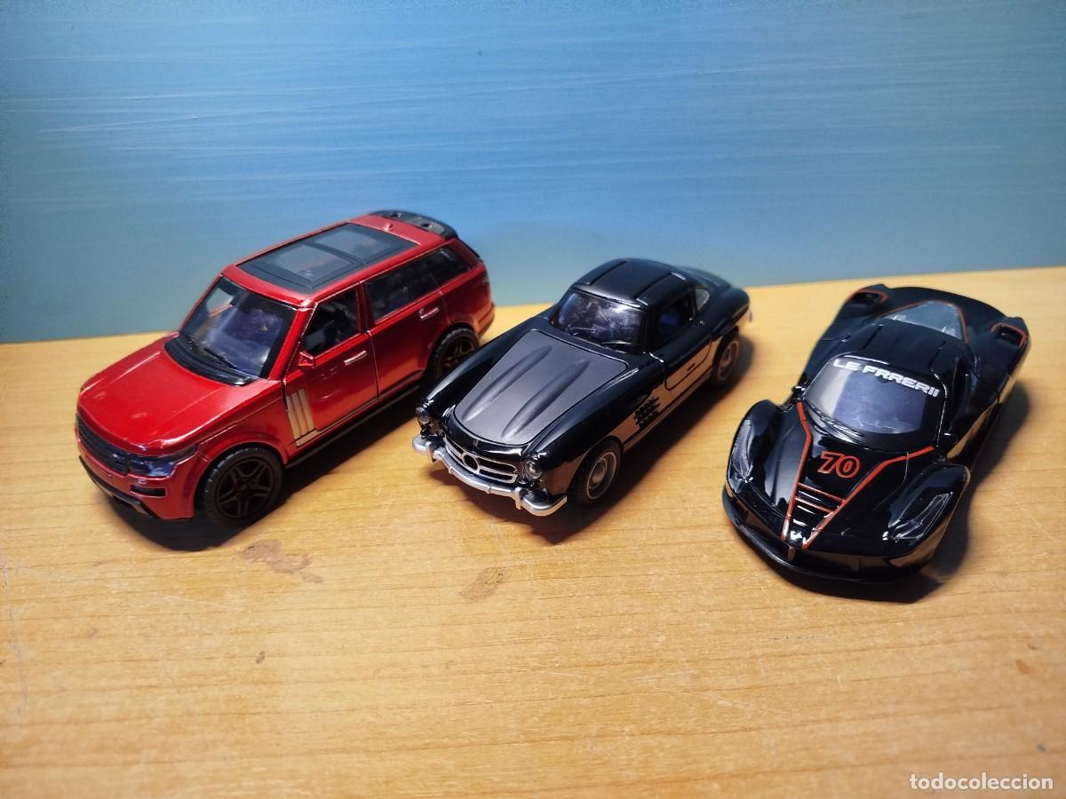 Voitures &agrave; l'&eacute;chelle: Lote de 3 coches de metal