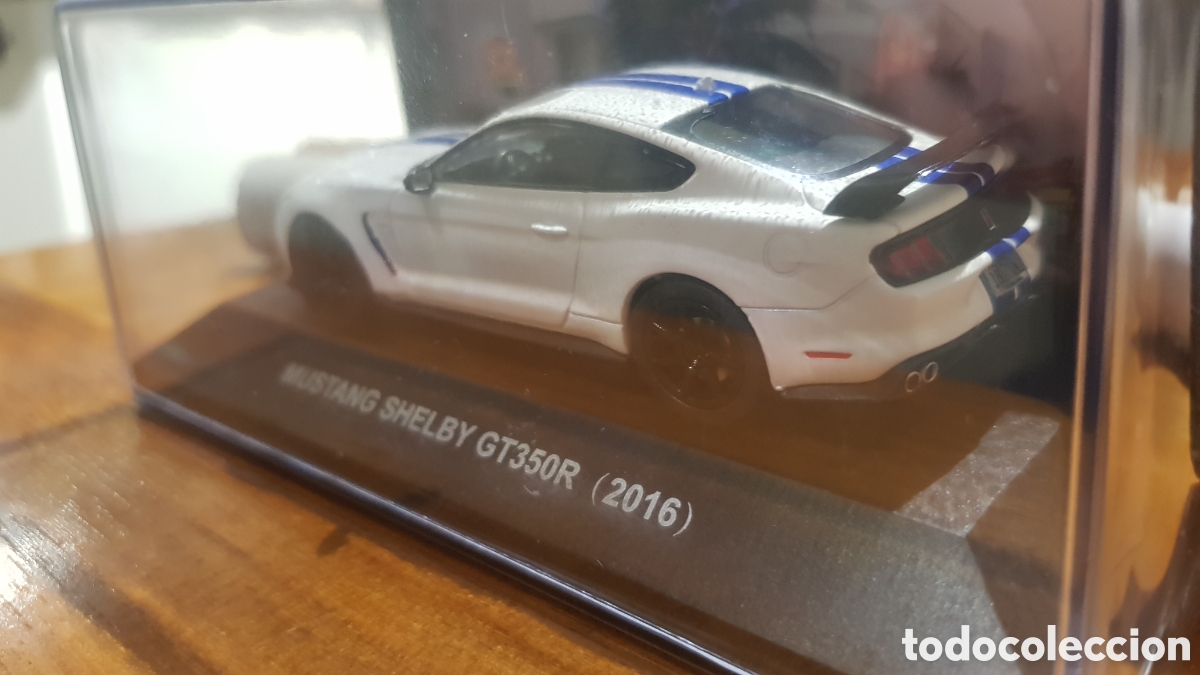 Voitures &agrave; l'&eacute;chelle: Ford mustang Shelby GT350R