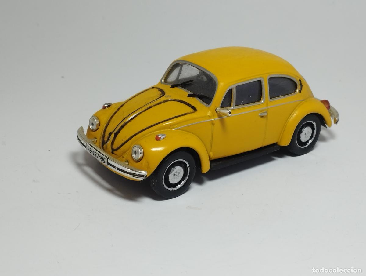 Auto in scala: VOLKSWAGEN BEETLE KAFER ESCARABAJO 1200 1300 DE IXO ALTAYA SALVAT ESCALA 1,43