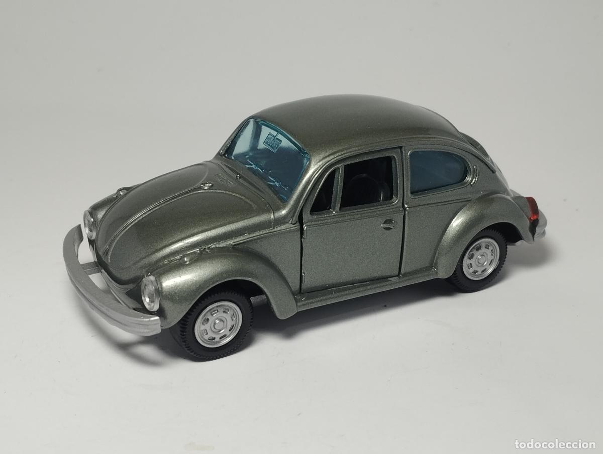 Auto in scala: VOLKSWAGEN VW 1302 BEETLE KAFER ESCARABAJO MARCA GAMA ESCALA 1,43 METAL MUY BUENO
