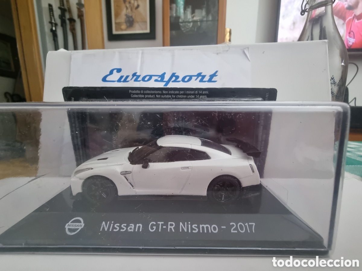 Model Cars: Nissan GT-R Nismo escala 1/43