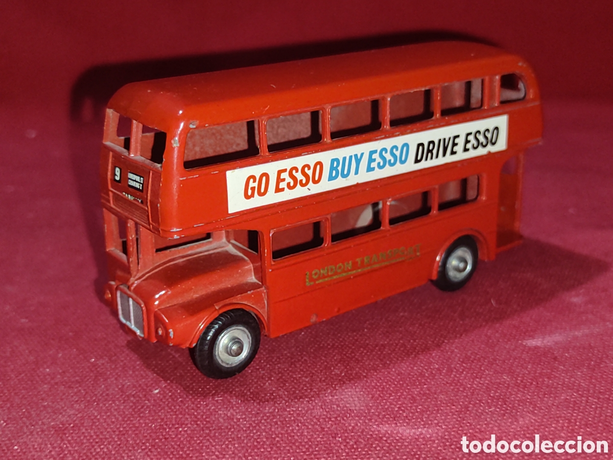 Voitures &agrave; l'&eacute;chelle: Autob&uacute;s de dos pisos t&iacute;pico ingles A.E.C. ROUTEMASTER 74 SEATER A BUDGIE TOYS ENGLAND