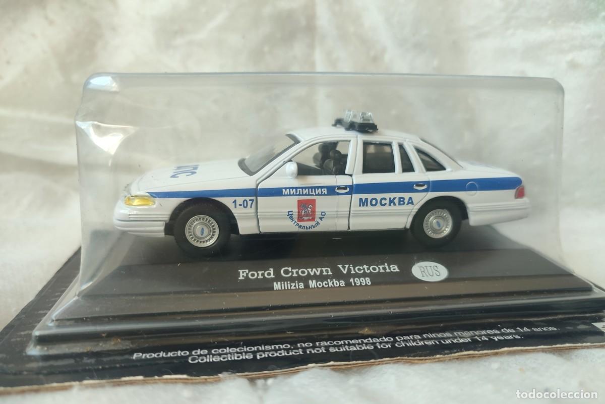 Voitures &agrave; l'&eacute;chelle: Ford Crown Victoria Police Mosc&uacute; Cararama 1-43 Policia