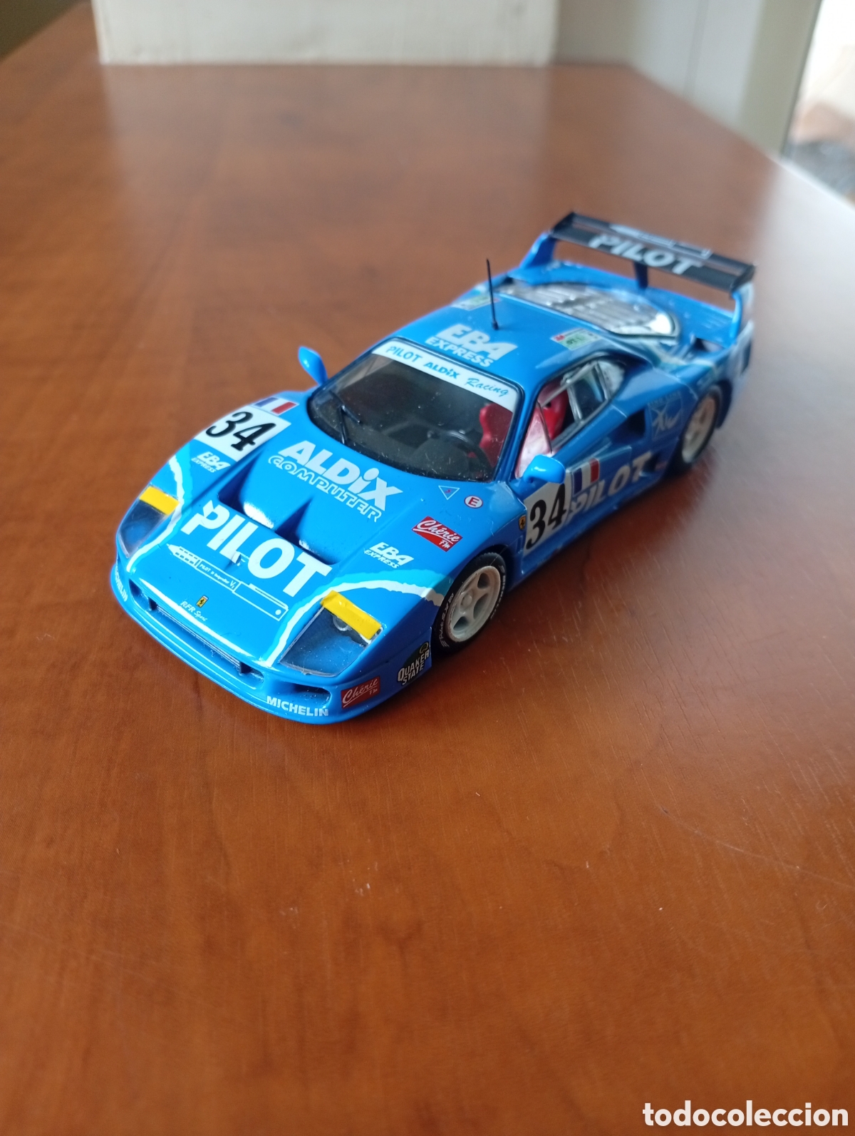 Voitures &agrave; l'&eacute;chelle: Ferrari F40 Racing escala 1/43