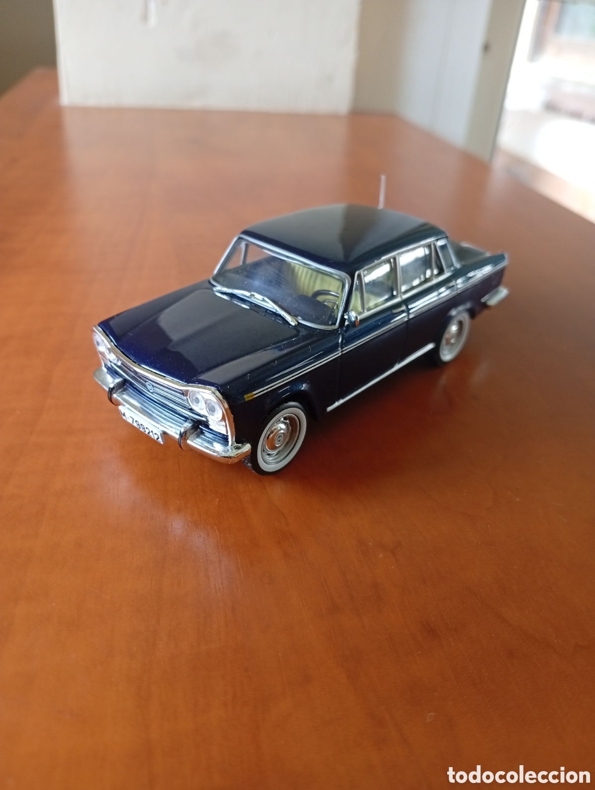 Model Cars: Seat 1500/1800 escala 1/43