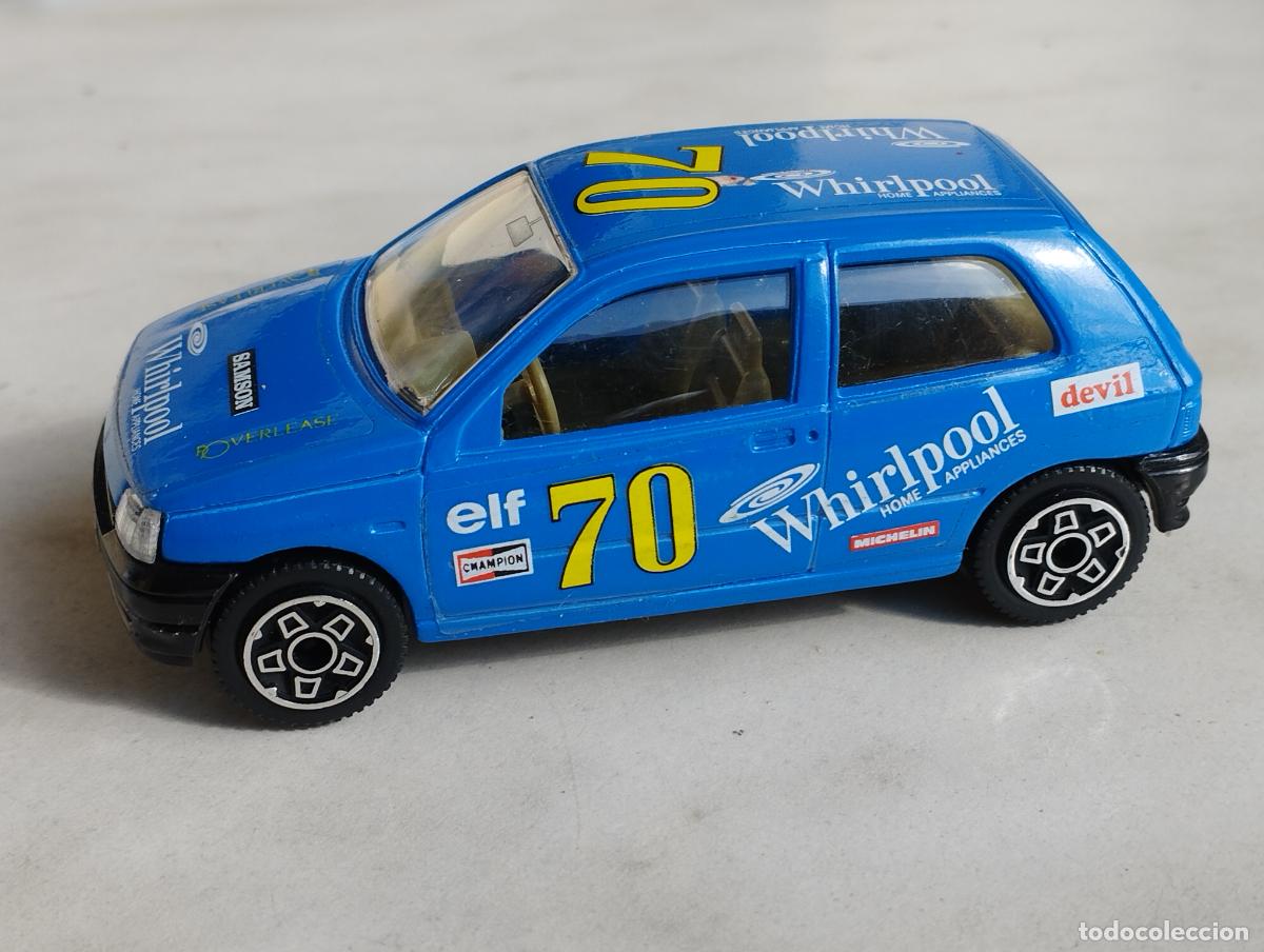 Coches a escala: RENAULT CLIO I DE BBURAGO BURAGO 1,43 MUY BUENO