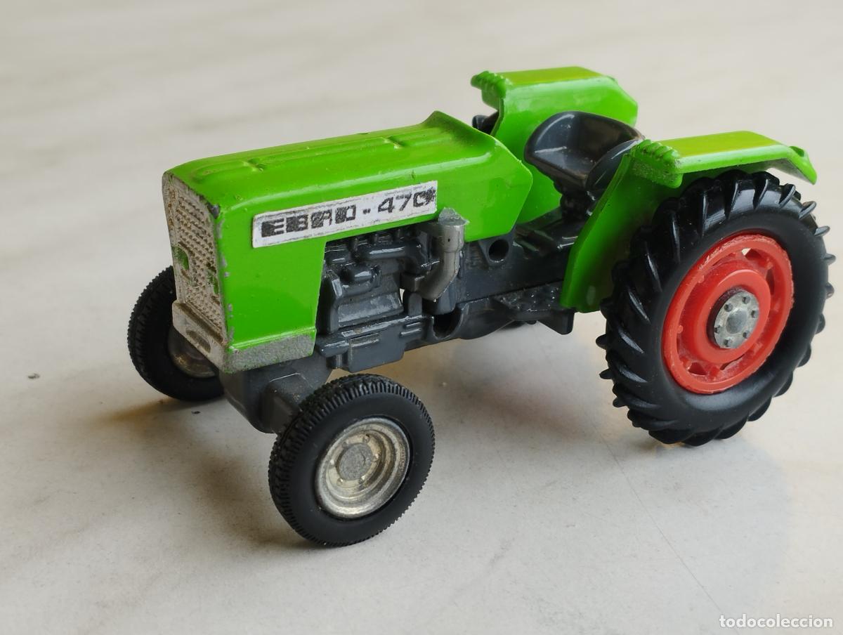 Coches a escala: TRACTOR EBRO 470 MASSEY FERGUSON DE JOAL 1,43