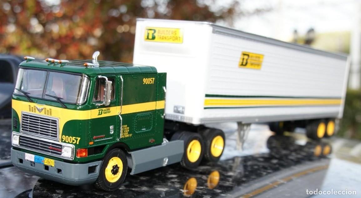 Camion Americano International Eagle 9800 Coe 1995 Escala 1/43 de Altaya en Su Caja