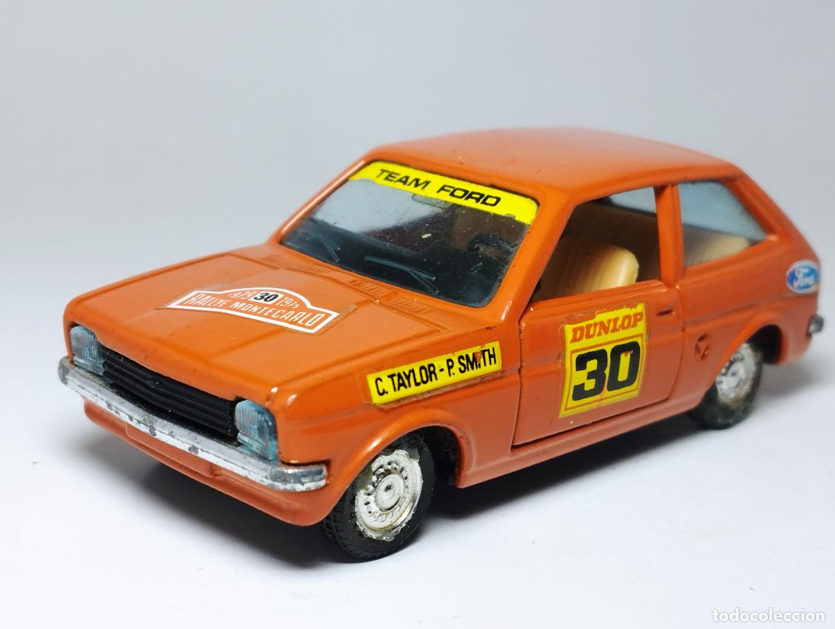 Carros em escala: FORD FIESTA RALLYE NARANJA DE JOAL 1,43 MUY BUENO