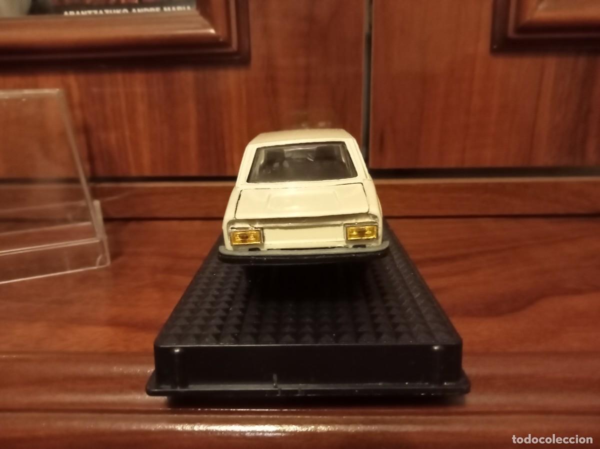 Coches a escala: Nacoral Volvo 144 ref.121 - Foto 4