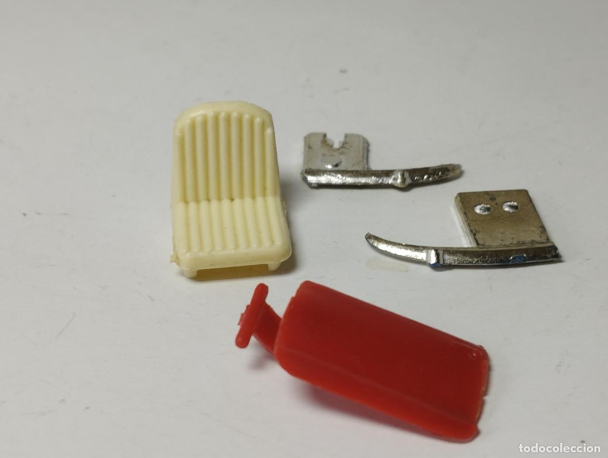 Model Cars: RECAMBIOS SEAT 600 NACORAL CHIQUICARS CHIQUI CARS PUERTA ASIENTO PARAGOLPES TRASERO Y DELANTERO