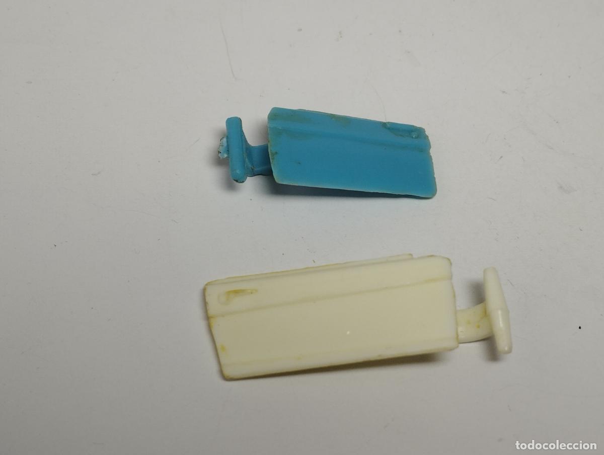 Coches a escala: PUERTA IZQUIERDA ORIGINAL RENAULT 16 DERECHA FORD MUSTANG NACORAL CHIQUI CARS CHIQUICARS 1,43