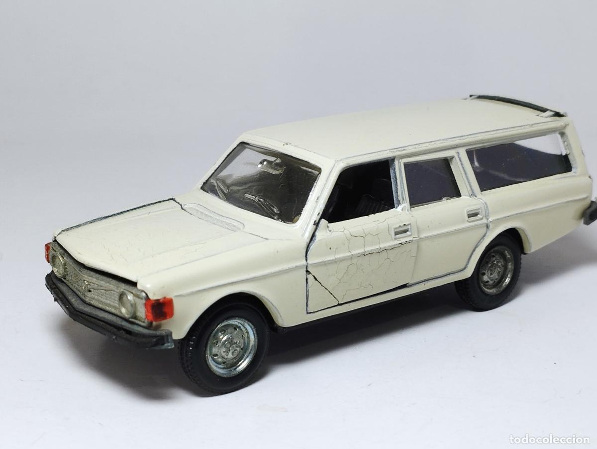 Coches a escala: DESGUACE INTERCARS VOLVO 145 DE NACORAL INTER CARS 1,43