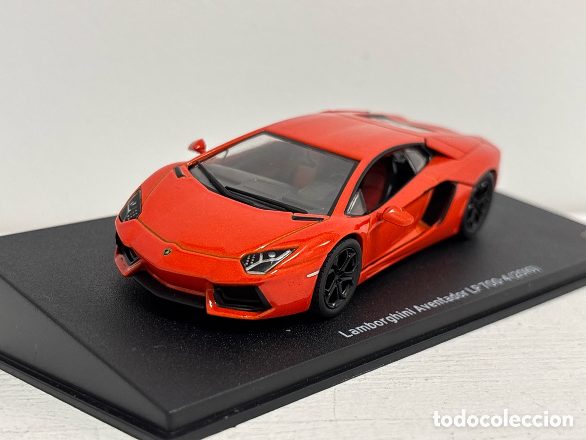 Carros em escala: LAMBORGHINI AVENTADOR LP 700-4 (2010) ALTAYA ESCALA 1/43