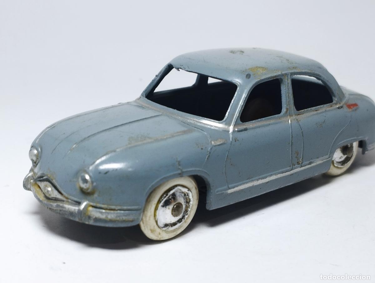 Auto in scala: CIJ ANTIGUO PANHARD 54 DE CIJ MADE IN FRANCE ESCALA 1,43 METAL
