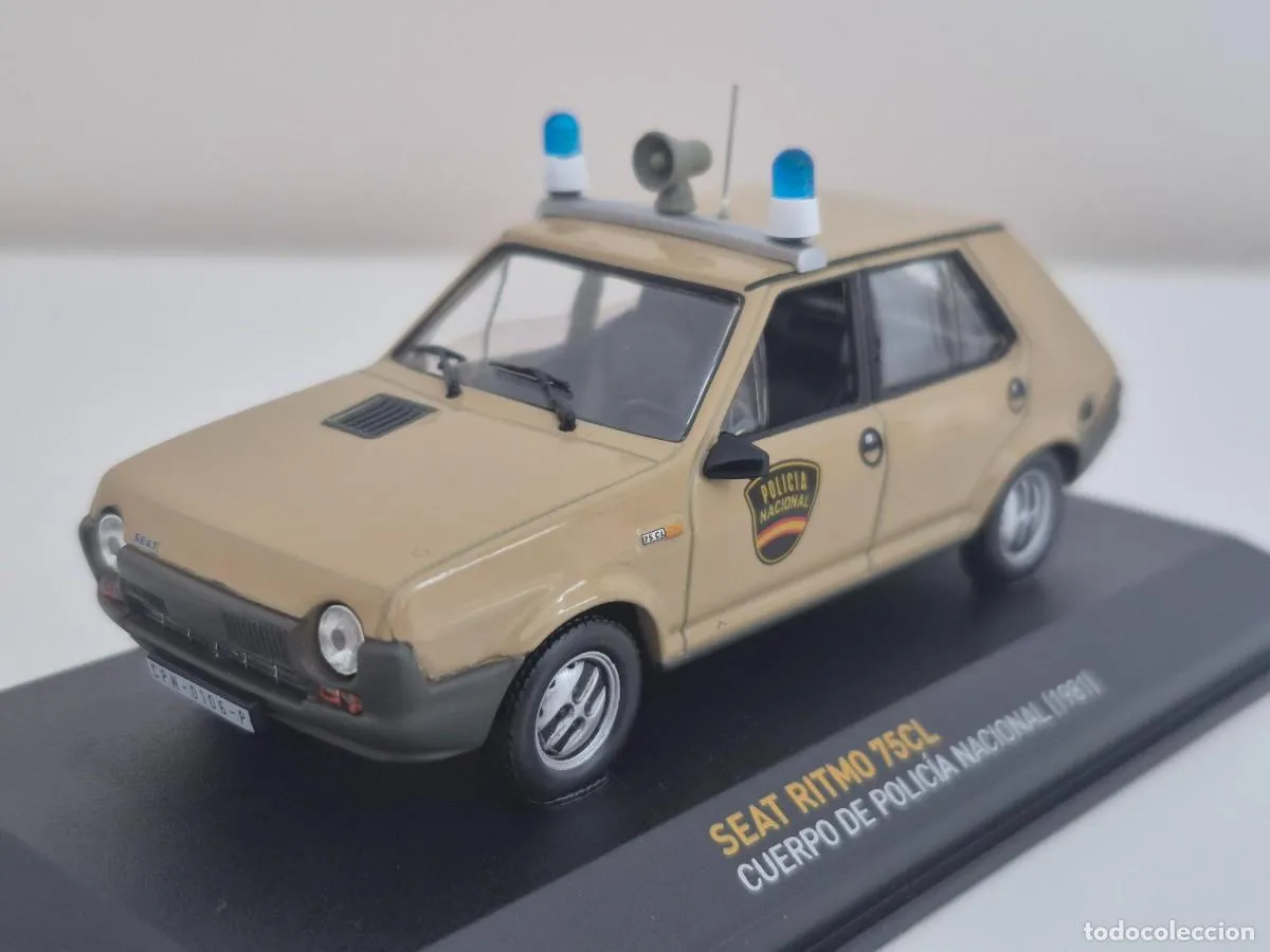 1/43 COCHE SEAT RITMO 75 CL CUERPO POLICIA NACIONAL 1981 1:43 IXO ALTAYA