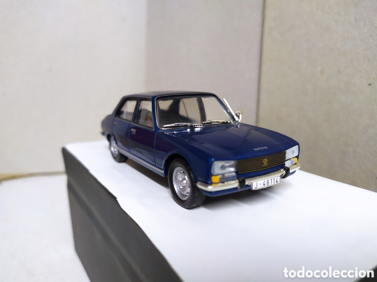 Coches a escala: Peugeot 504 . Azul metalizado. Salvat