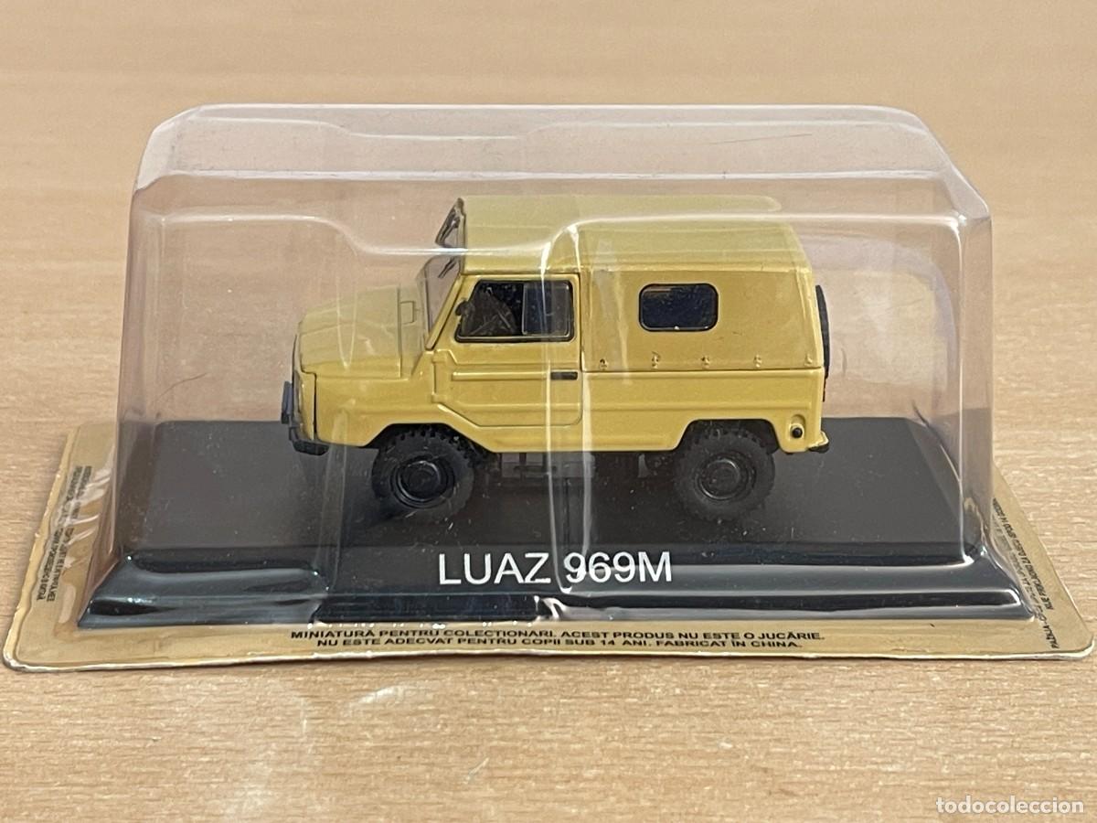 Coches a escala: Coche LUAZ 969M todoterreno desierto 4X4 ruso vintage 1:43 die-cast metal car 1/43