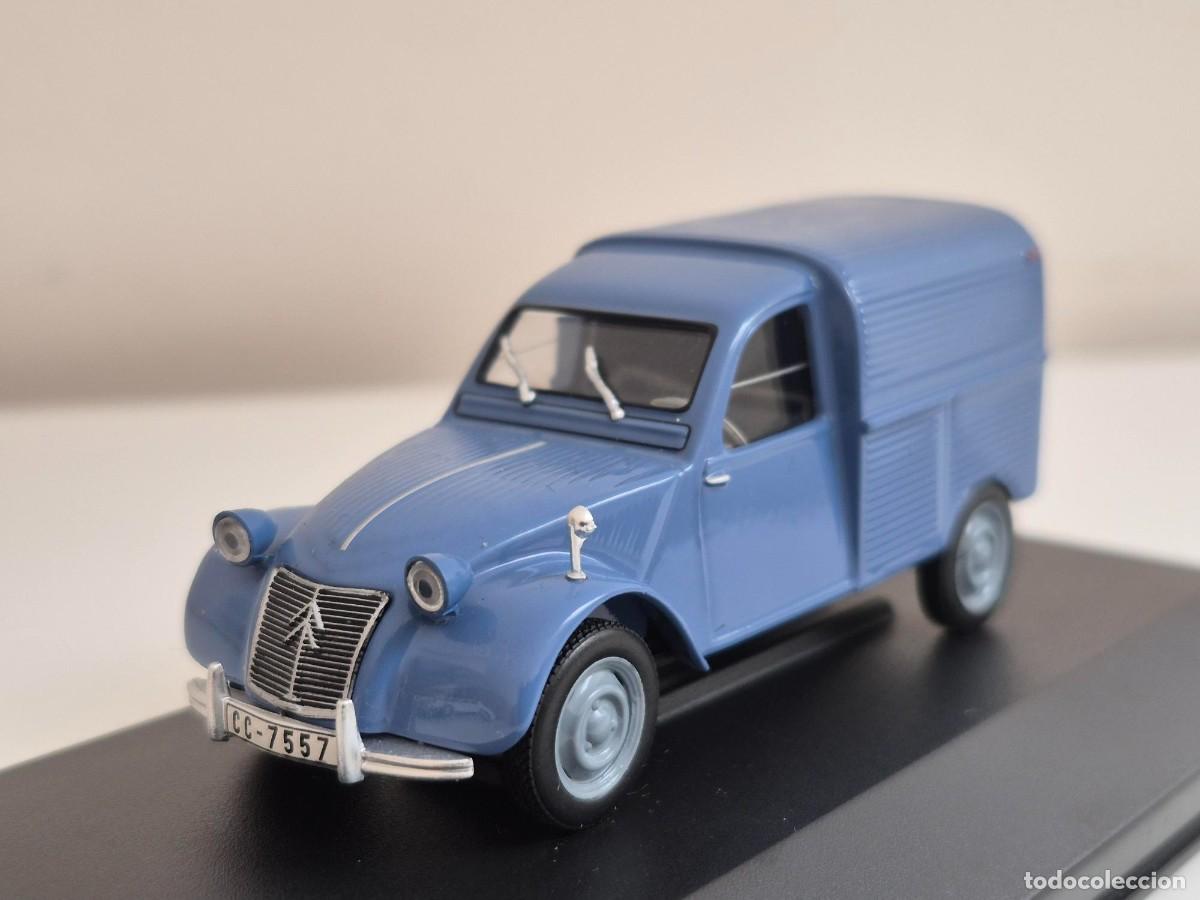 Coches a escala: 1/43 COCHE FURGONETA 2CV AZUL ALTAYA IXO 1:43 Miniatura