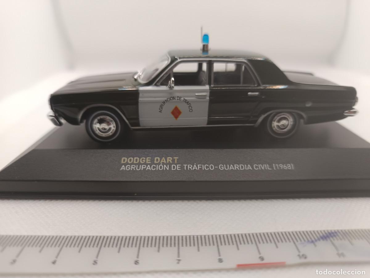 Coches a escala: Dodge Dart Barreiros Agrupacion de Trafico Guardia Civil 1968 Altaya &rdquo;Nuestros coches de Policia&rdquo;