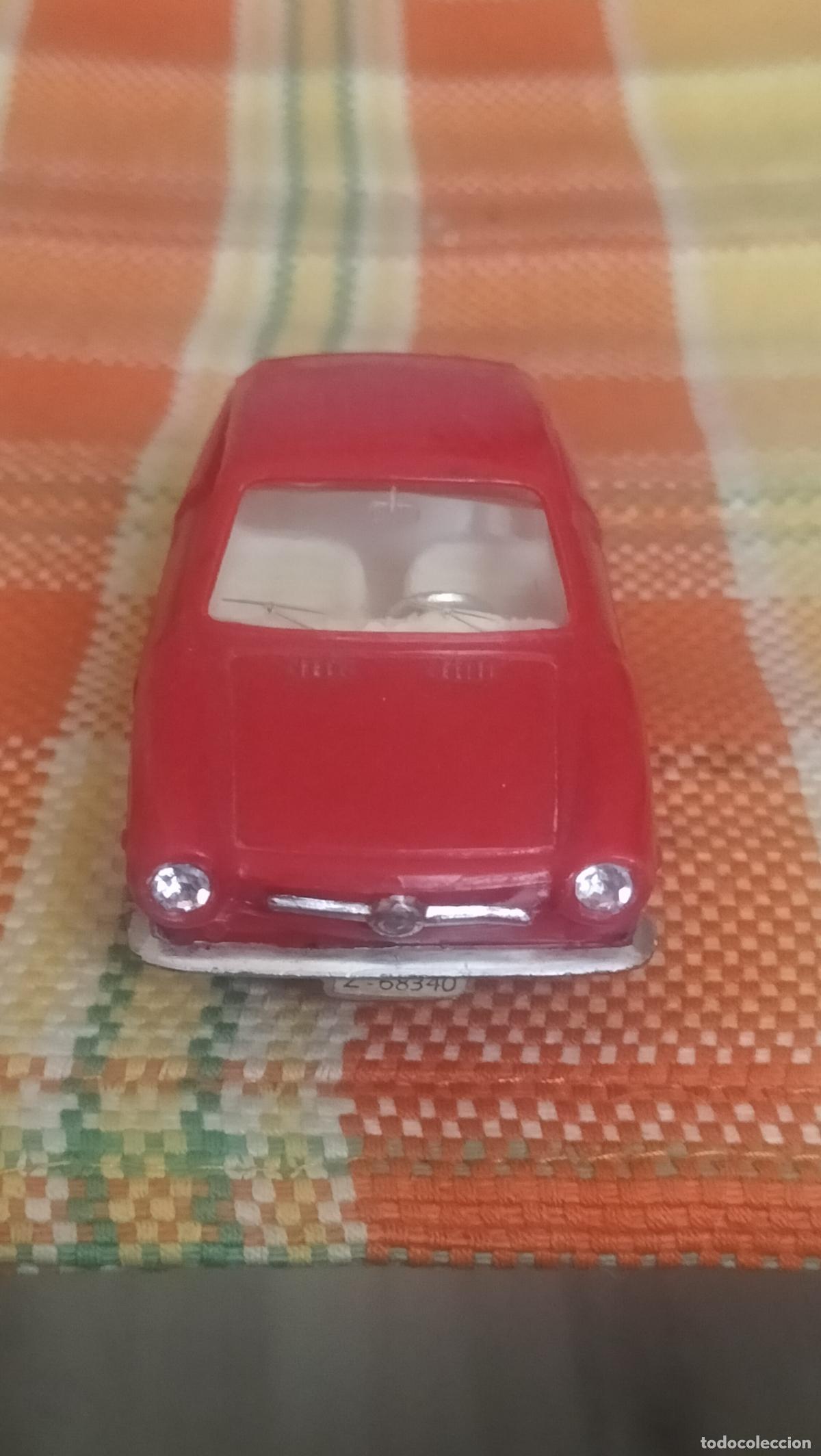 Coches a escala: ANTIGUO SEAT 850 COUPE DE NACORAL