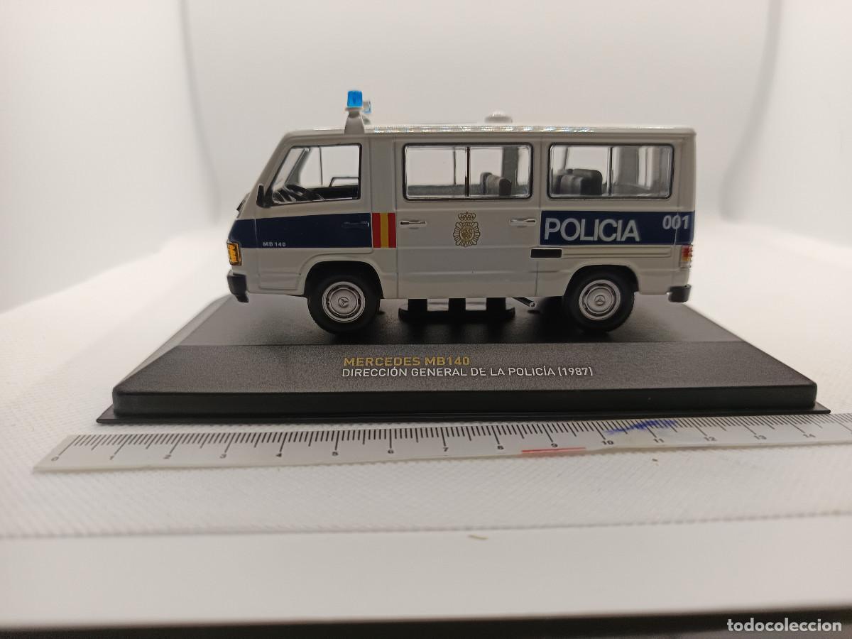 Coches a escala: Mercedes Benz MB140 Policia Nacional 1987 de Altaya &rdquo;Nuestros queridos cohes de policia&rdquo;