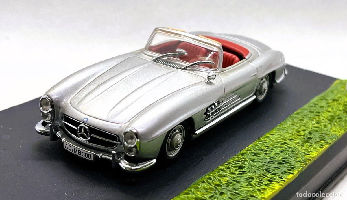 Coches a escala: MINICHAMPS MERCEES BENZ 300 SL CABRIO, ESC. 1/43 COMO NUEVO - FLA
