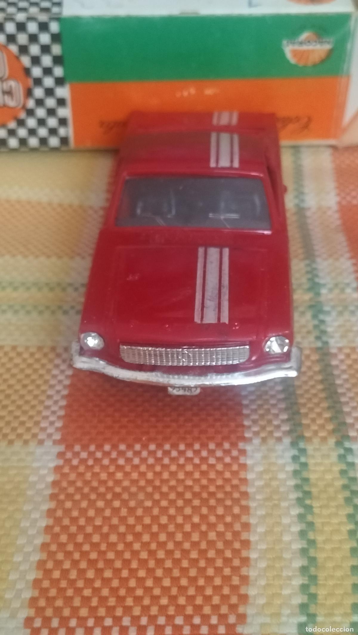Coches a escala: ANTIGUO FORD MUSTANG DE NACORAL