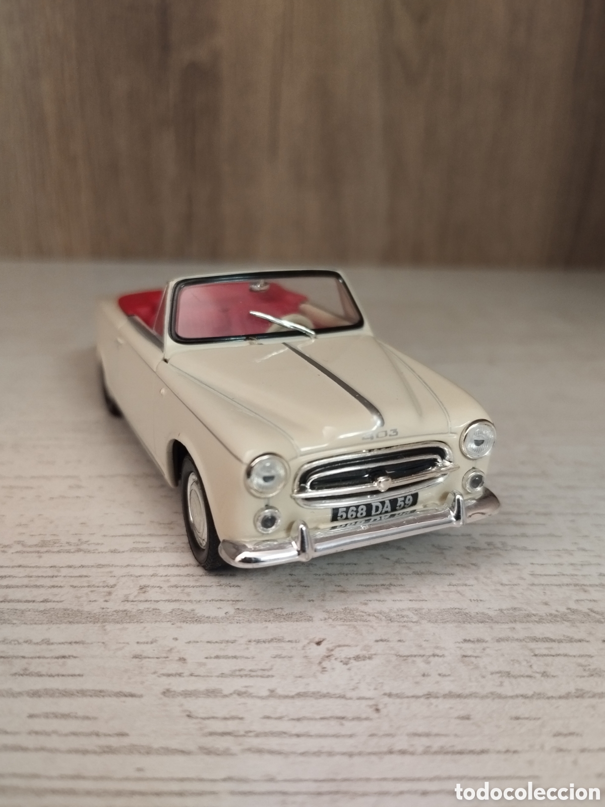 Coches a escala: PEUGEOT 403 CABRIOLET NOREV