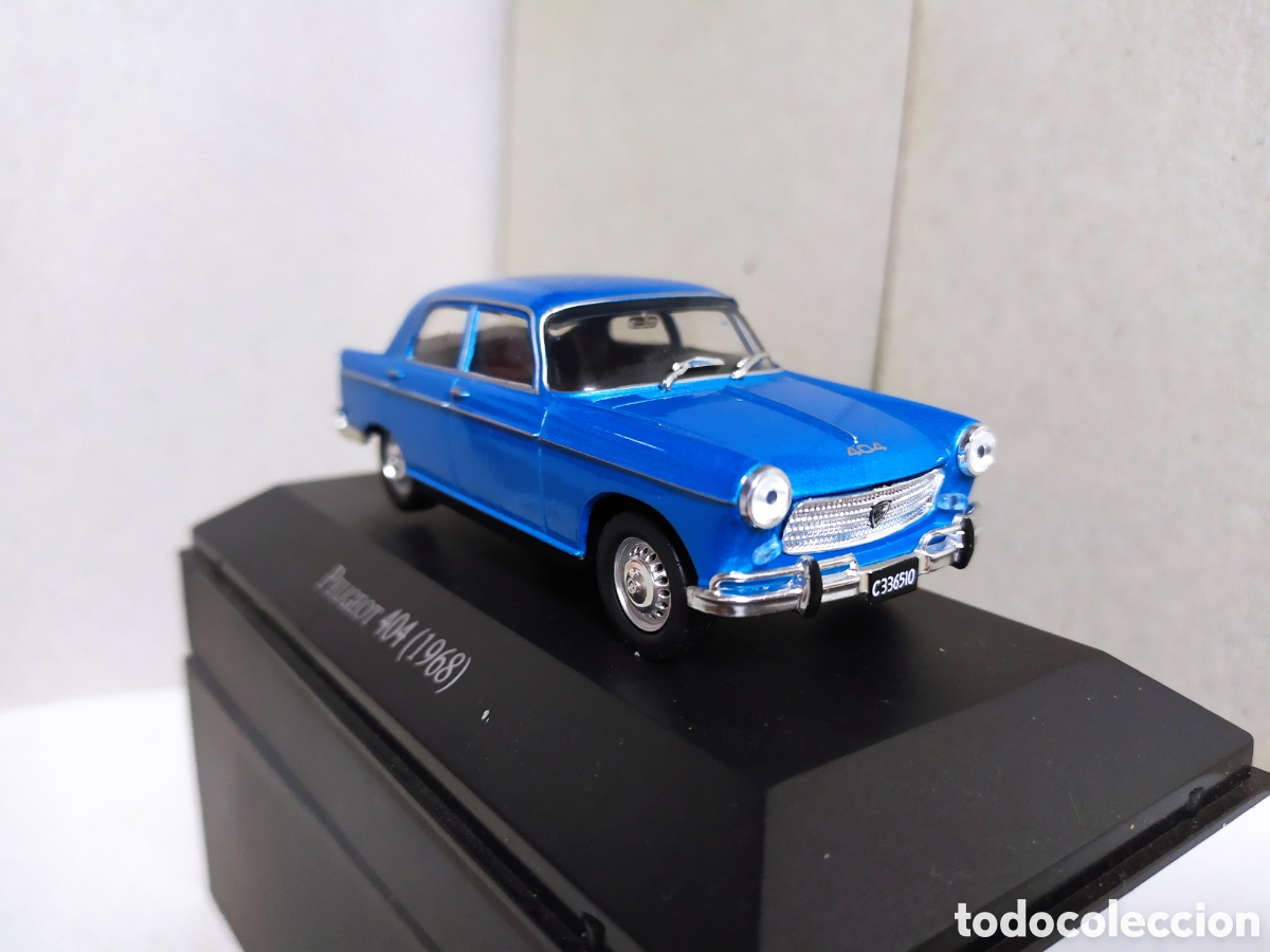 Coches a escala: Peugeot 404 (1968). Azul metalizado. IXO- Salvat