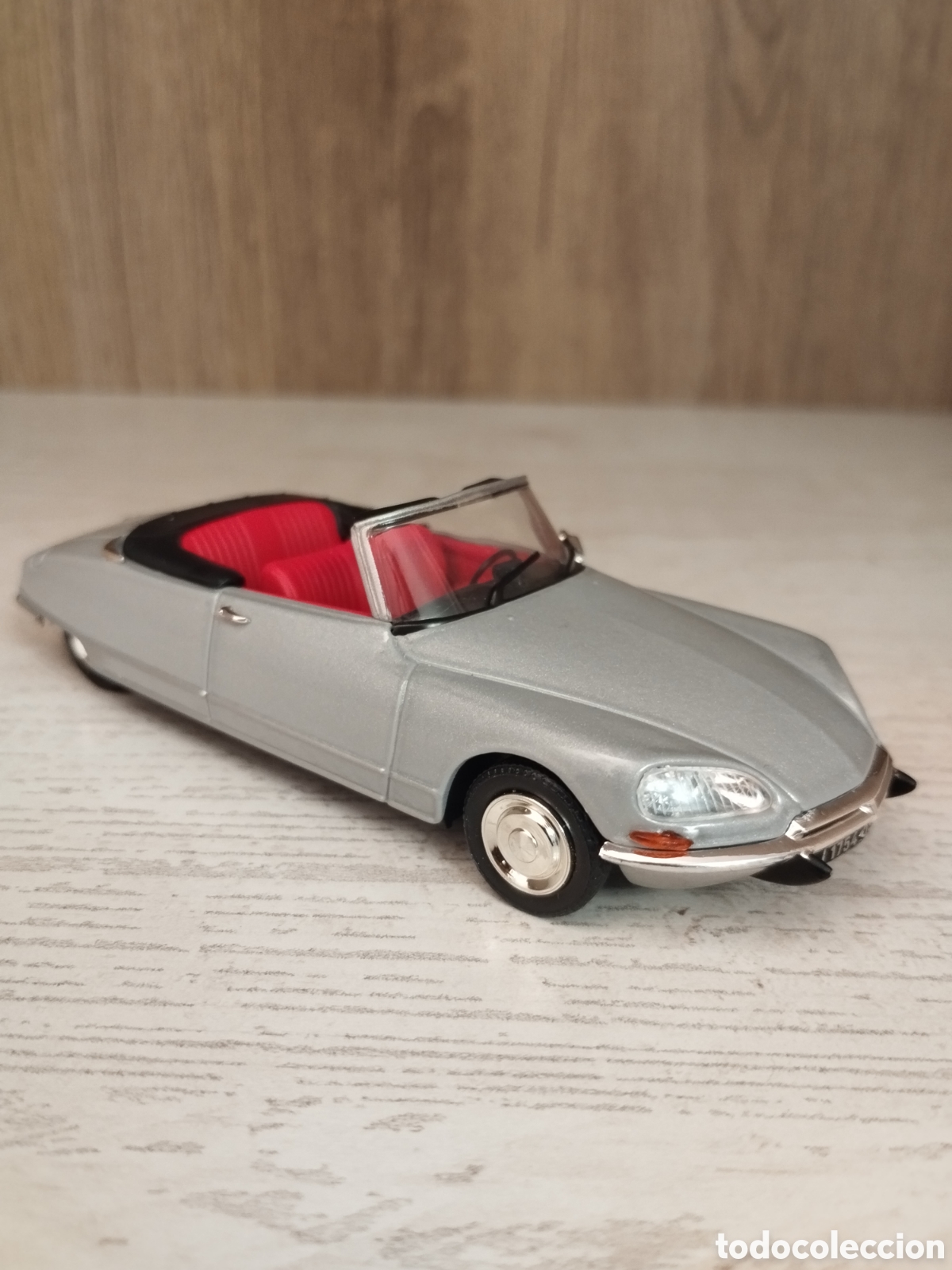 Coches a escala: CITRO&Euml;N DS 21 CABRIOLET '70