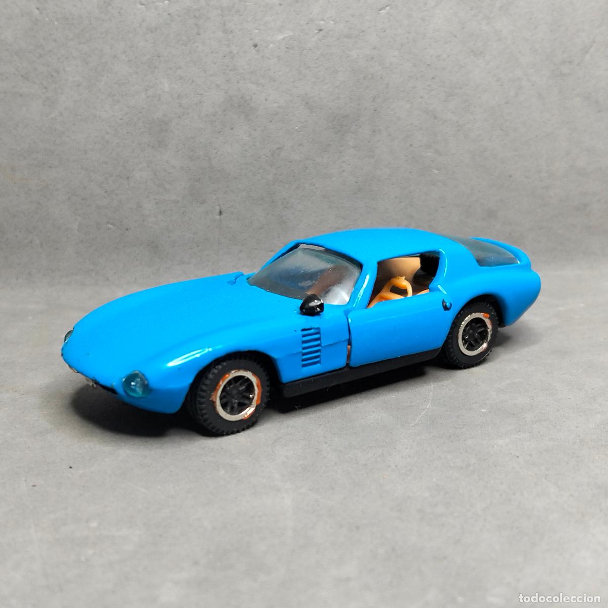 Coches a escala: Antiguo coche deportivo a escala 1/43 Alfa Romeo Giulia 1600, de Miniaturas Joal, versi&oacute;n azul