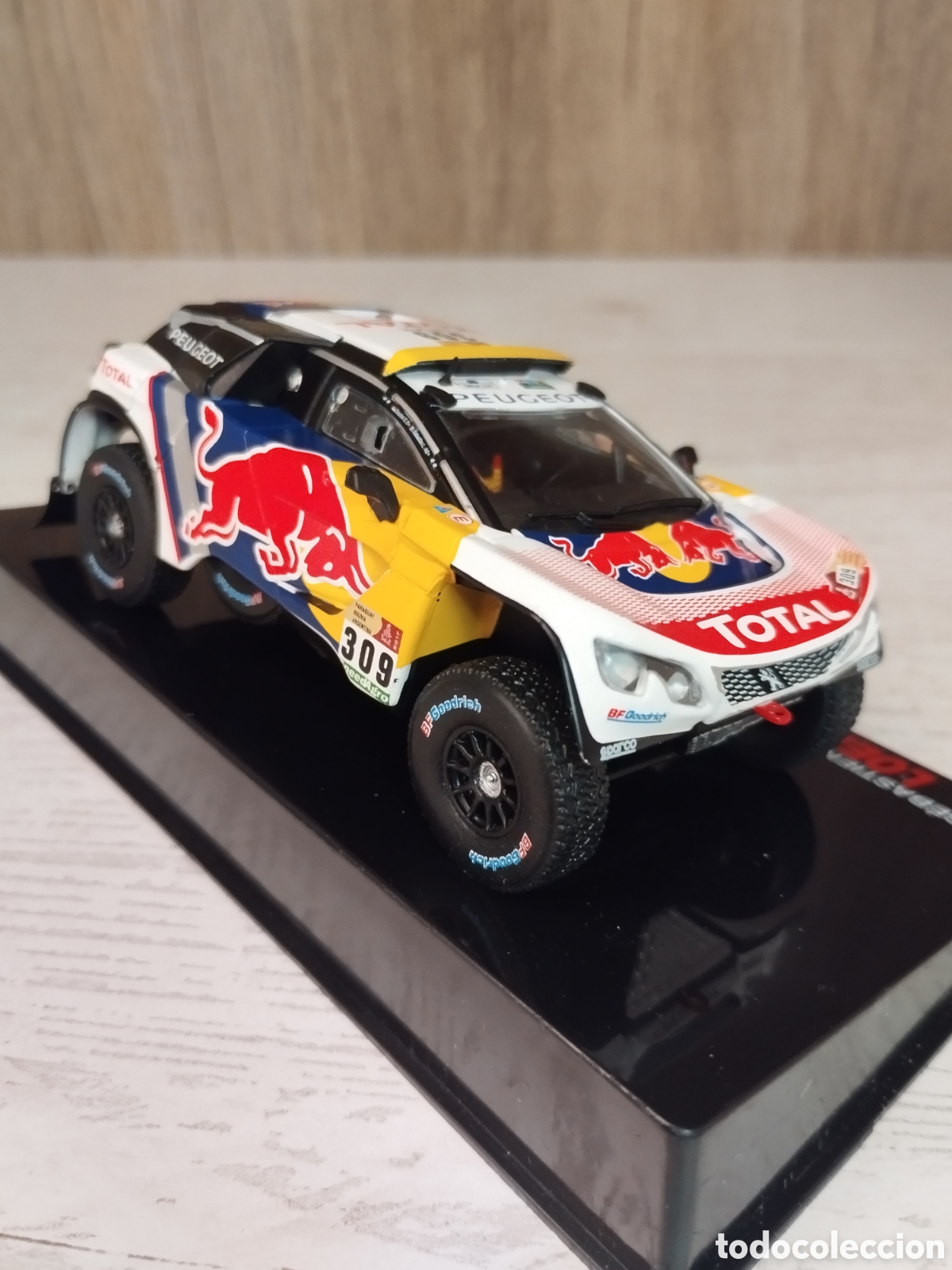 Coches a escala: PEUGEOT 3008 DAKAR '17 LOEB