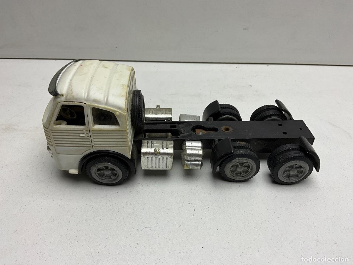 Coches a escala: CAMI&Oacute;N NACORAL PEGASO - SIN EL VOLQUETE - SIN CAJA-MADE IN SPAIN -PARA RESTAURAR Y REPARAR