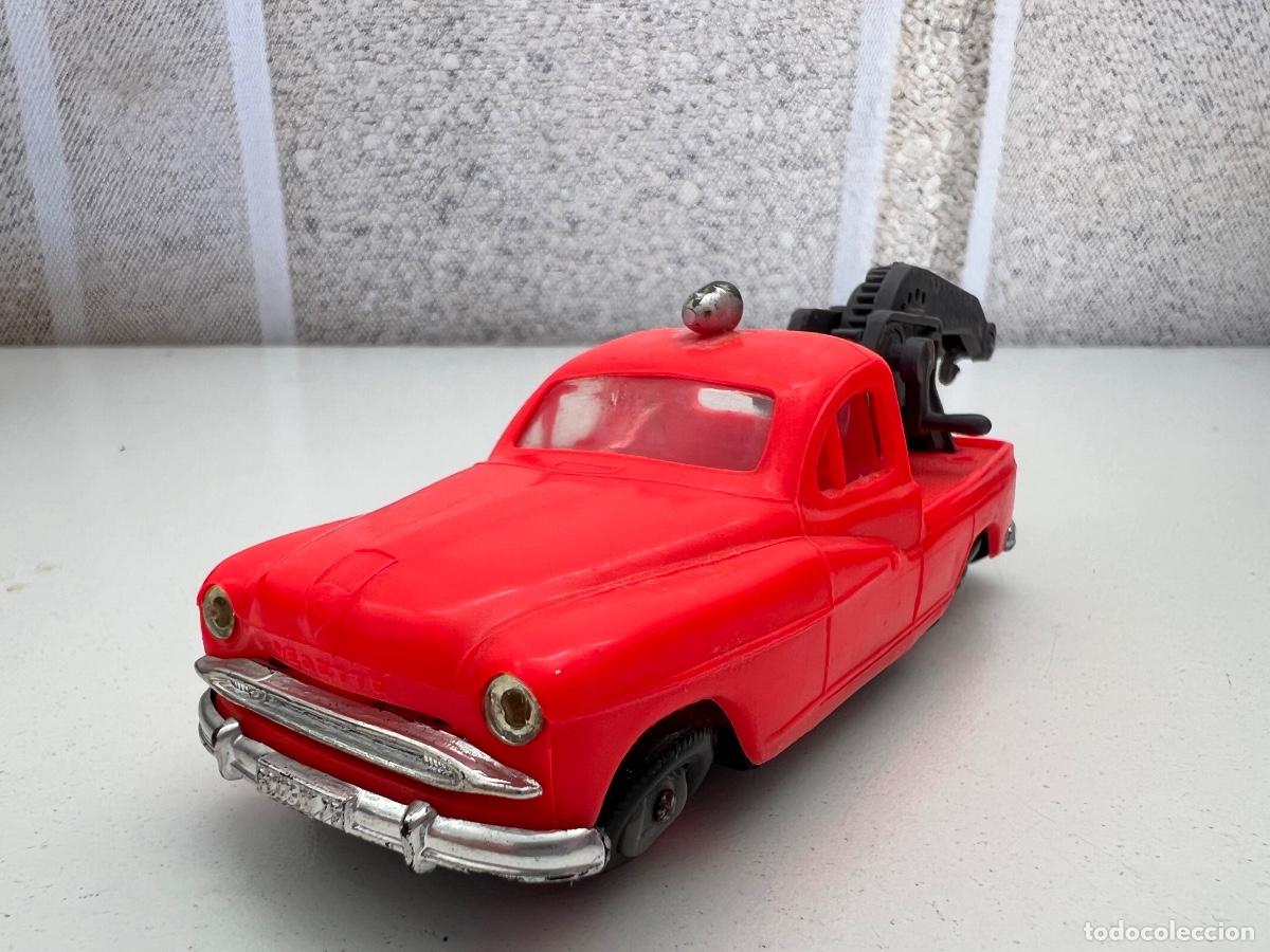 Voitures &agrave; l'&eacute;chelle: SIMCA VEDETTE DEPANEUSE NOREV 1:43 A&Ntilde;OS 60