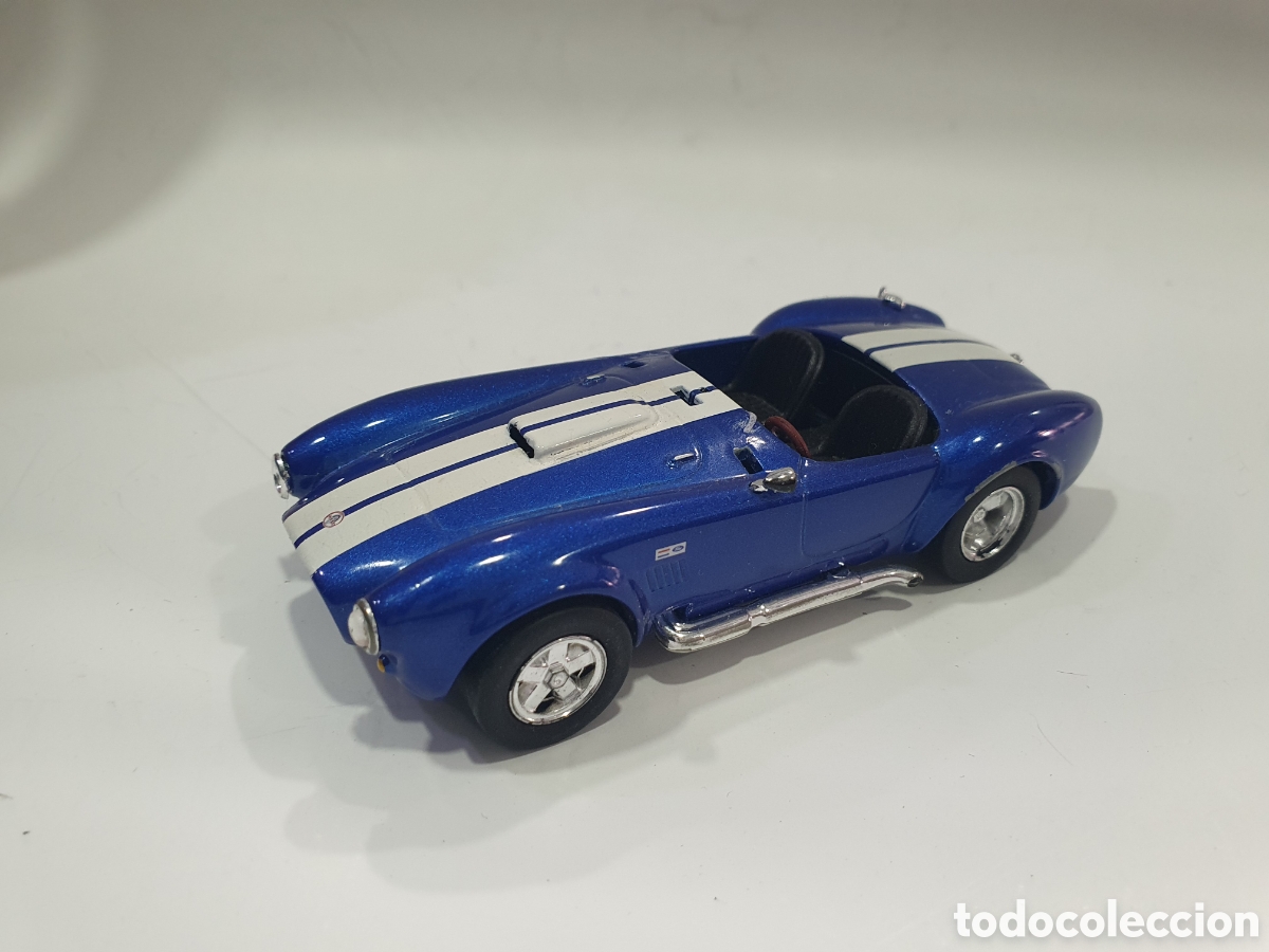Voitures &agrave; l'&eacute;chelle: Shelby Cobra 1/43. (L5)